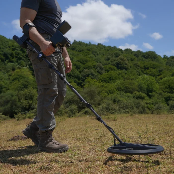 TitanX13 gold detector